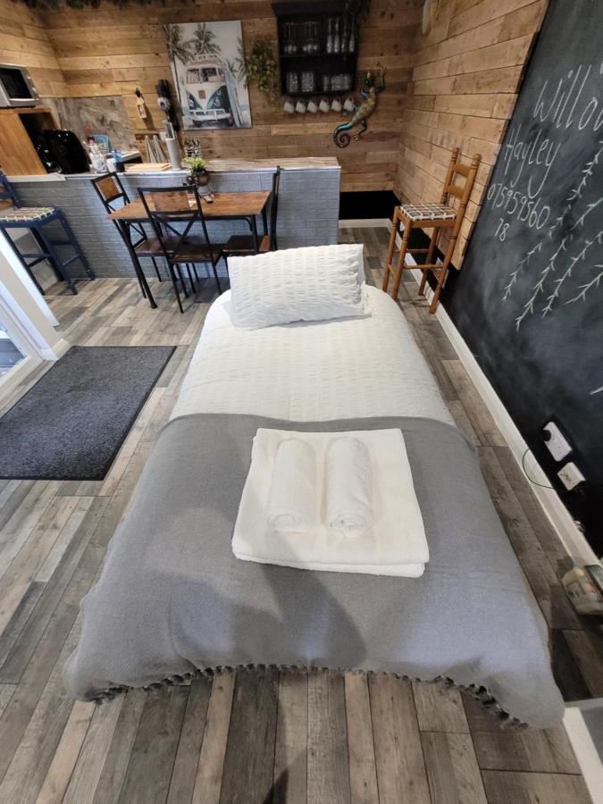 Willow Inn 布罗德斯泰 外观 照片