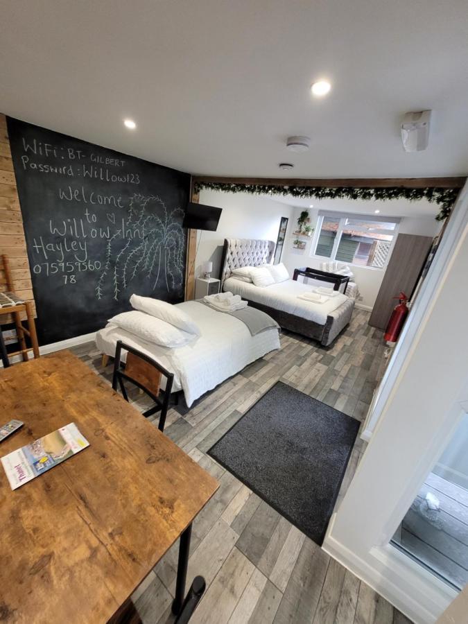 Willow Inn 布罗德斯泰 外观 照片